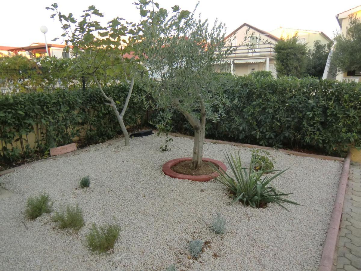 Ferien Haus Evita Auf Insel Vir - Wohnung I Εξωτερικό φωτογραφία
